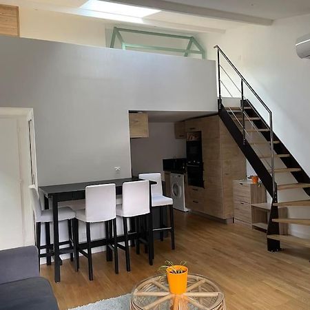Appartement Atypique Et Fraichement Renove Сен-Валье Экстерьер фото